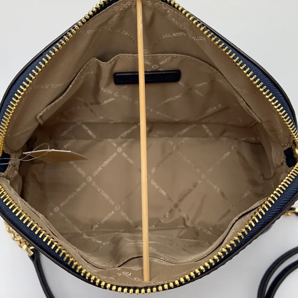 MICHAEL KORS JET SET TRAVEL DOME XCROSS XBODY NAVY COLOR